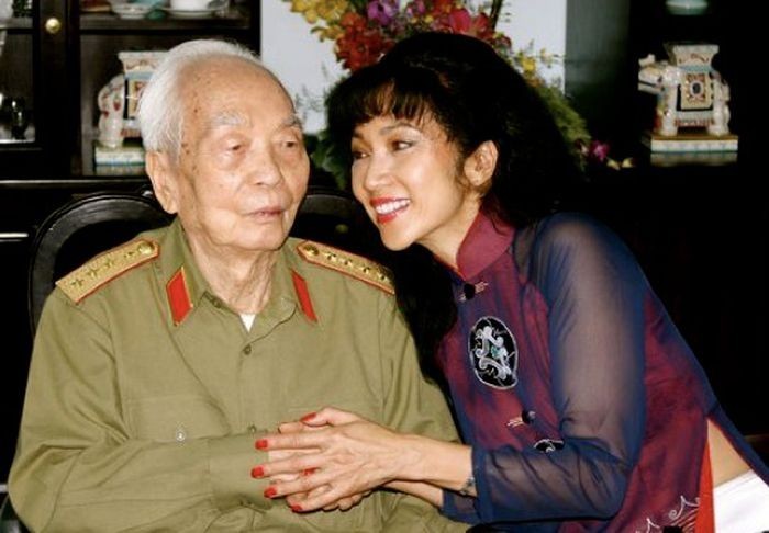 Người Mỹ đầu tiên bước chân vào nhà Đại tướng Võ Nguyên Giáp