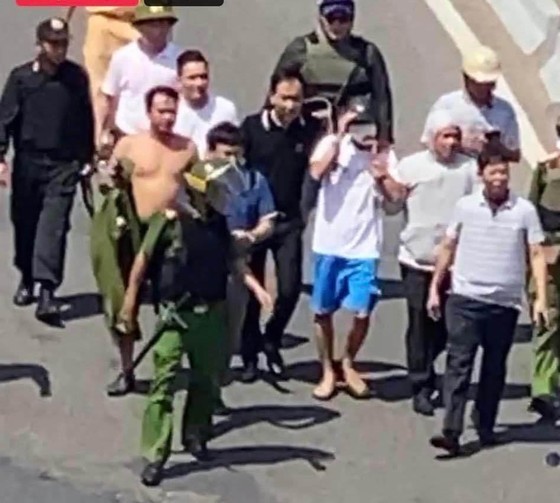 Công an thông tin vụ dùng súng AK cướp tiệm vàng tại chợ Đông Ba