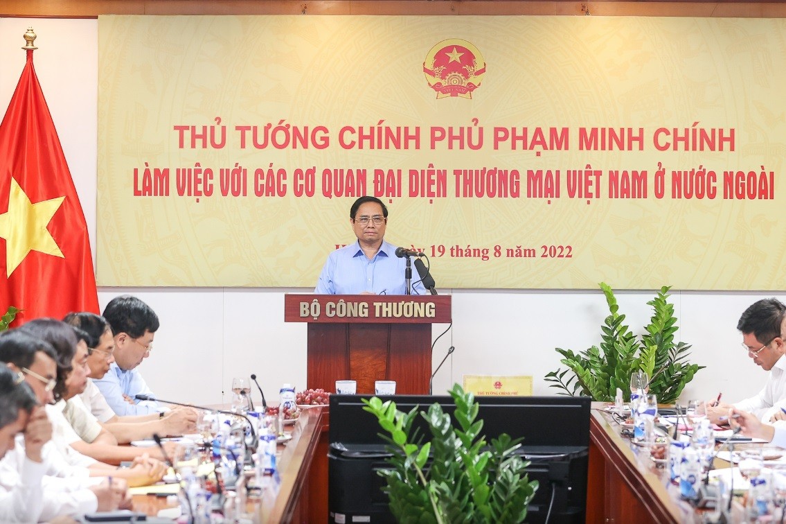 Thủ tướng: Các thương vụ cần phát huy vai trò "tiền tuyến", thúc đẩy đa dạng hóa thị trường và chuỗi cung ứng