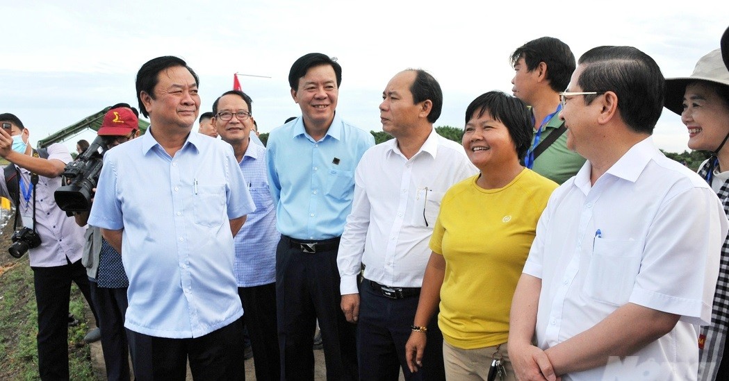 Trình diễn cơ giới sản xuất lúa trên đồng ruộng tại Agritechnica Asia Live 2022