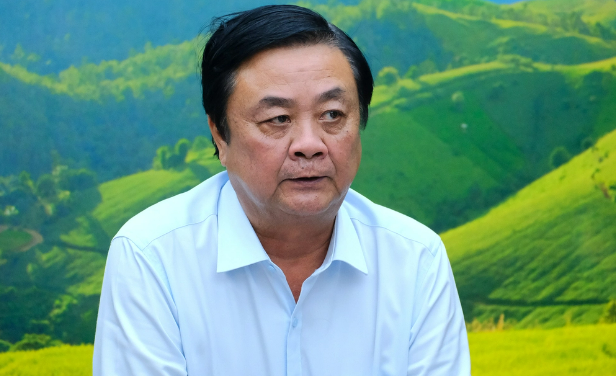 Thay vì chờ đặt hàng, các trường hãy nghĩ tới chào hàng 'sản phẩm'