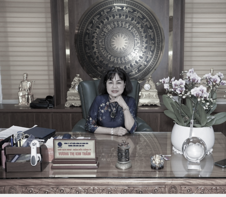 THẾ LÀ CHỊ ĐÃ BAY VỀ MIỀN MÂY TRẮNG!