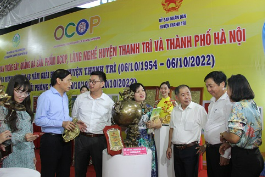 Hà Nội: Định hướng phát triển sản phẩm OCOP bền vững gắn với du lịch làng nghề