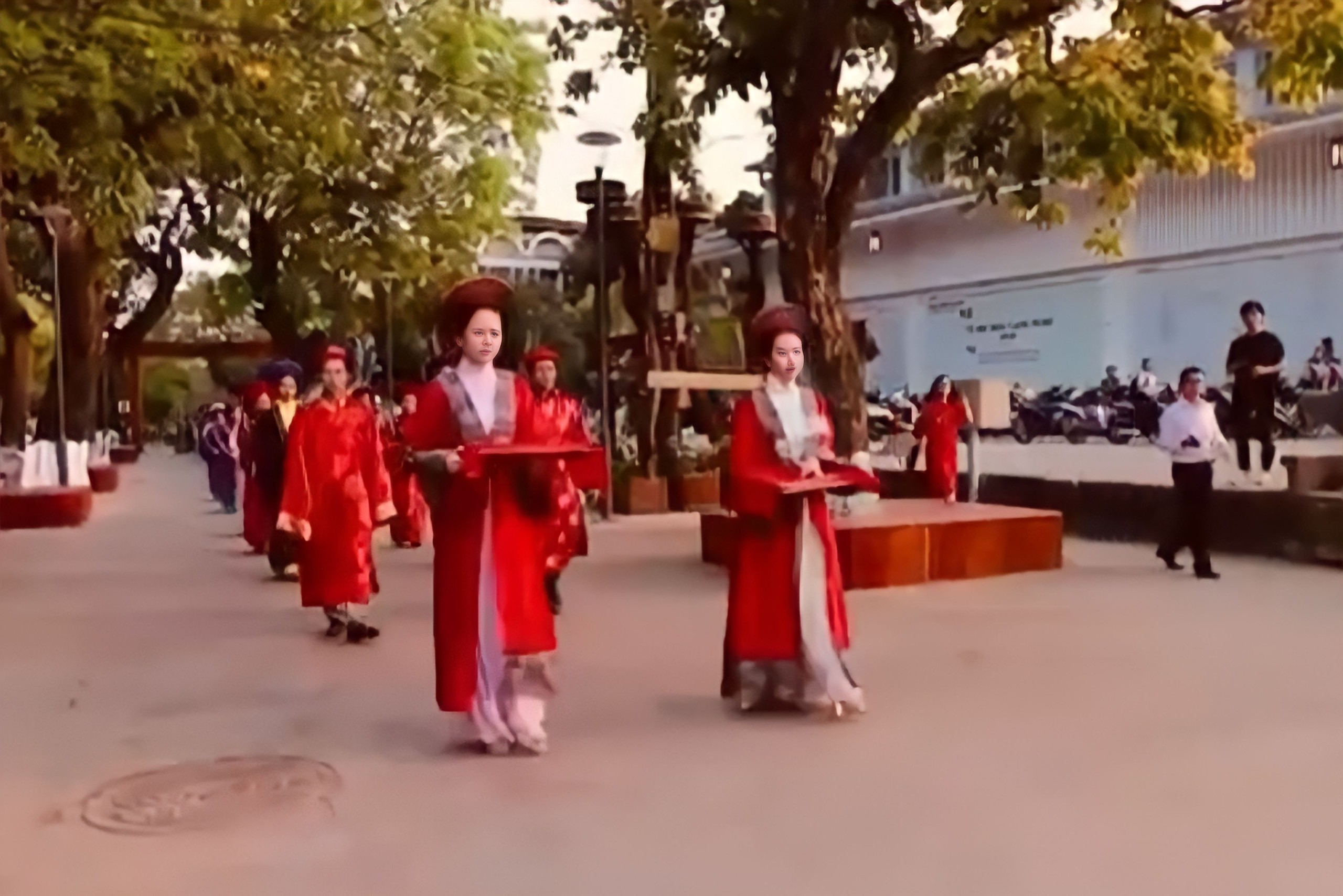 Nghi lễ rước nước, phù sa sông Hương chế tác Gốm Hương Sa