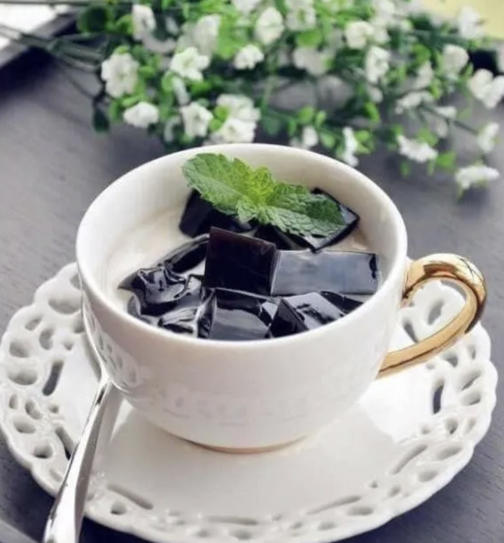 Nghiên cứu cơ sở khoa học và thực tiễn về danh tiếng, tính chất, chất lượng đặc thù của thạch đen Lạng Sơn phục vụ đăng kí chỉ dẫn địa lý