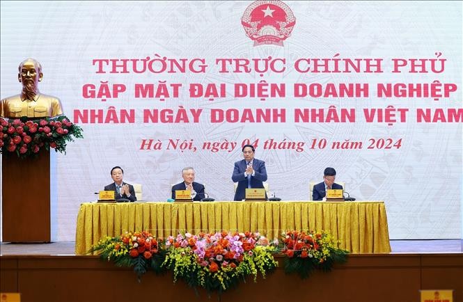 Thủ tướng: Doanh nhân Việt Nam luôn thể hiện sự tiên phong phát triển kinh tế - xã hội vì lợi ích của quốc gia dân tộc