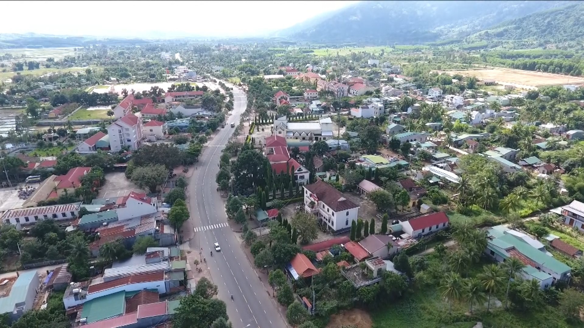 M'Đrắk Yêu Thương