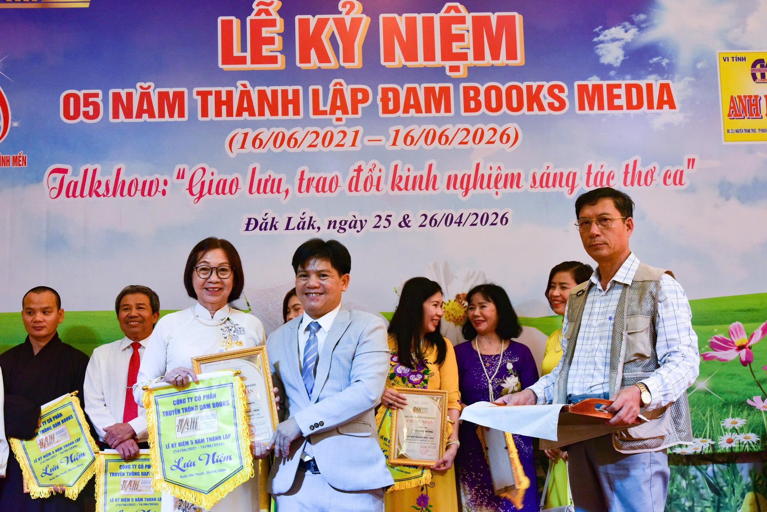 Dư âm còn mãi sau chặng đường 5 năm của Đam Books