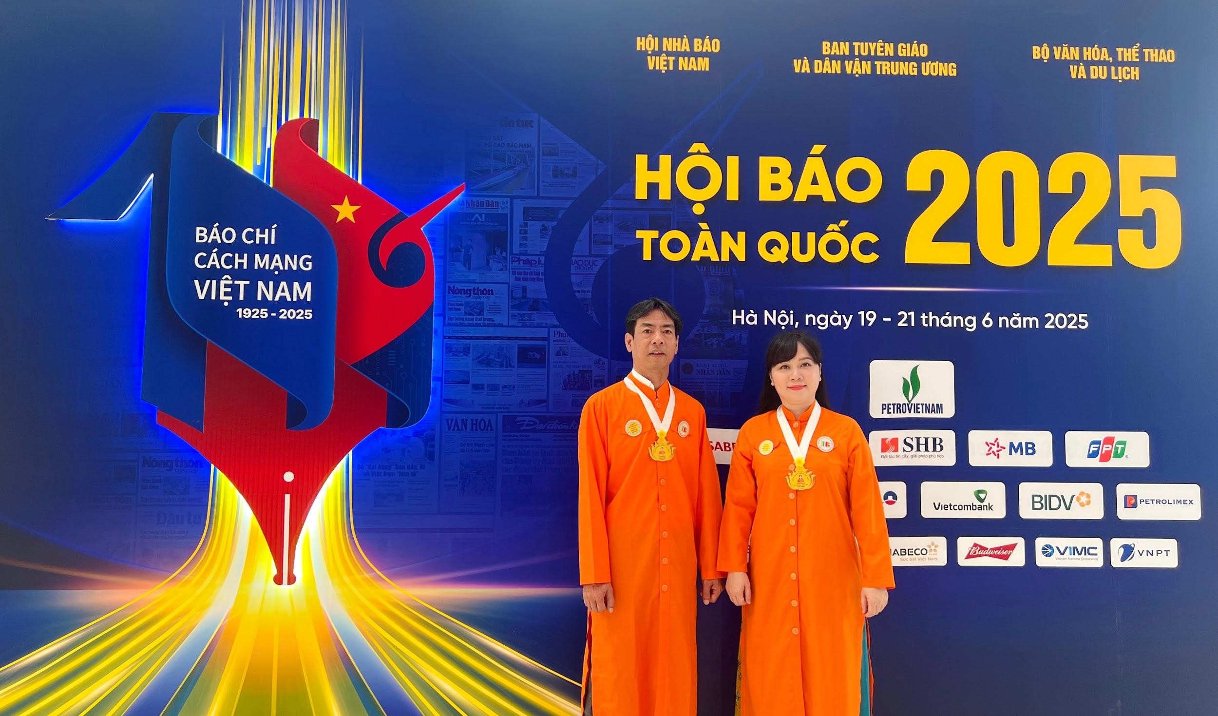 dai-dien-ban-quan-tri-chua-chua-thien-tong-tan-dieu-tham-du-le-ky-niem-100-nam-bao-chi-cach-mang-viet-nam-1751691509.jpg