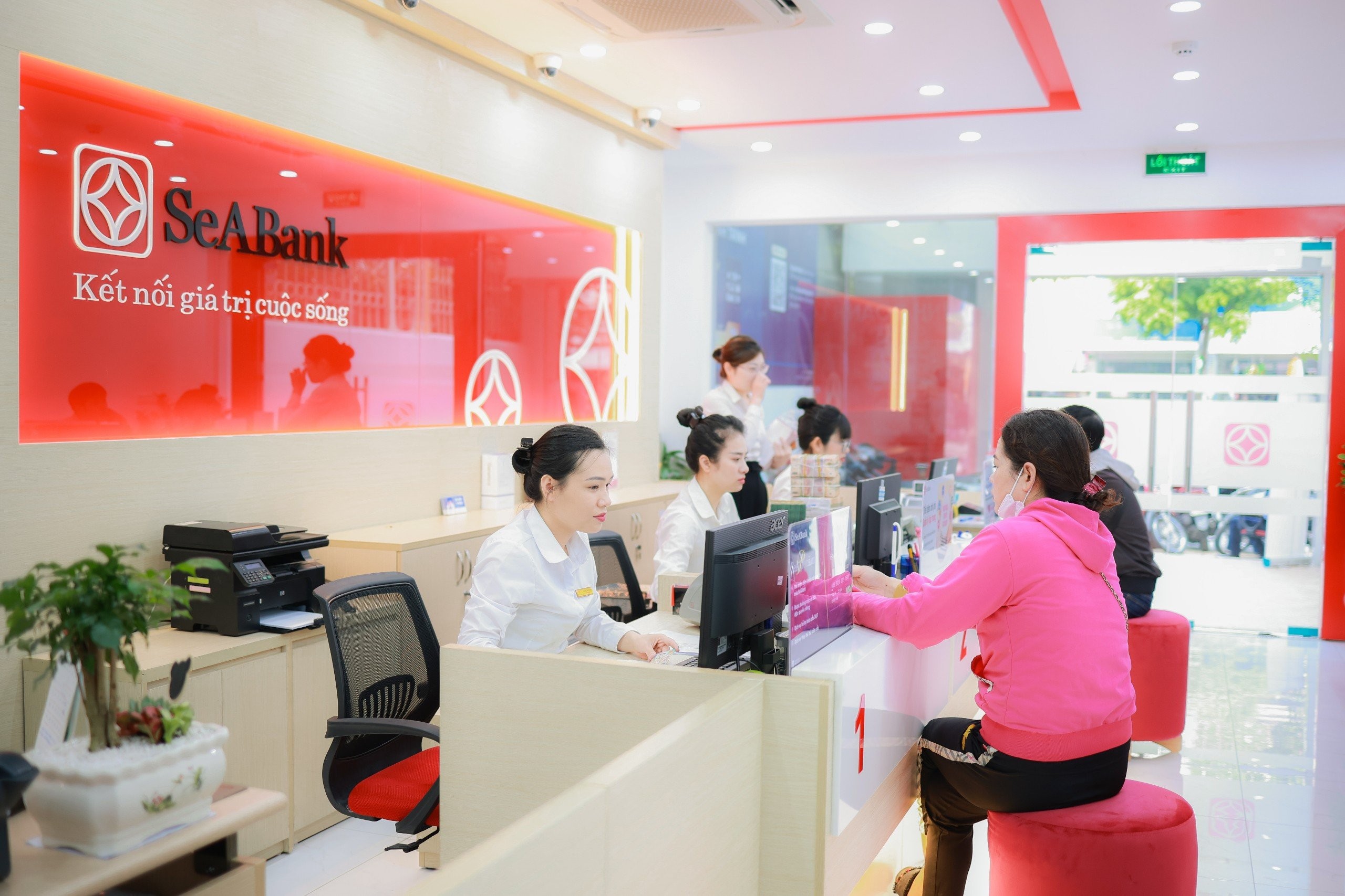 seabank-doanh-nghiep-xuat-sac-giai-thuong-the-bizz-1752720264.jpg