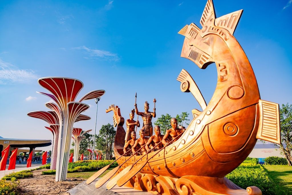 chat-viet-tai-trung-tam-trien-lam-viet-nam-vec-1755344338.jpg
