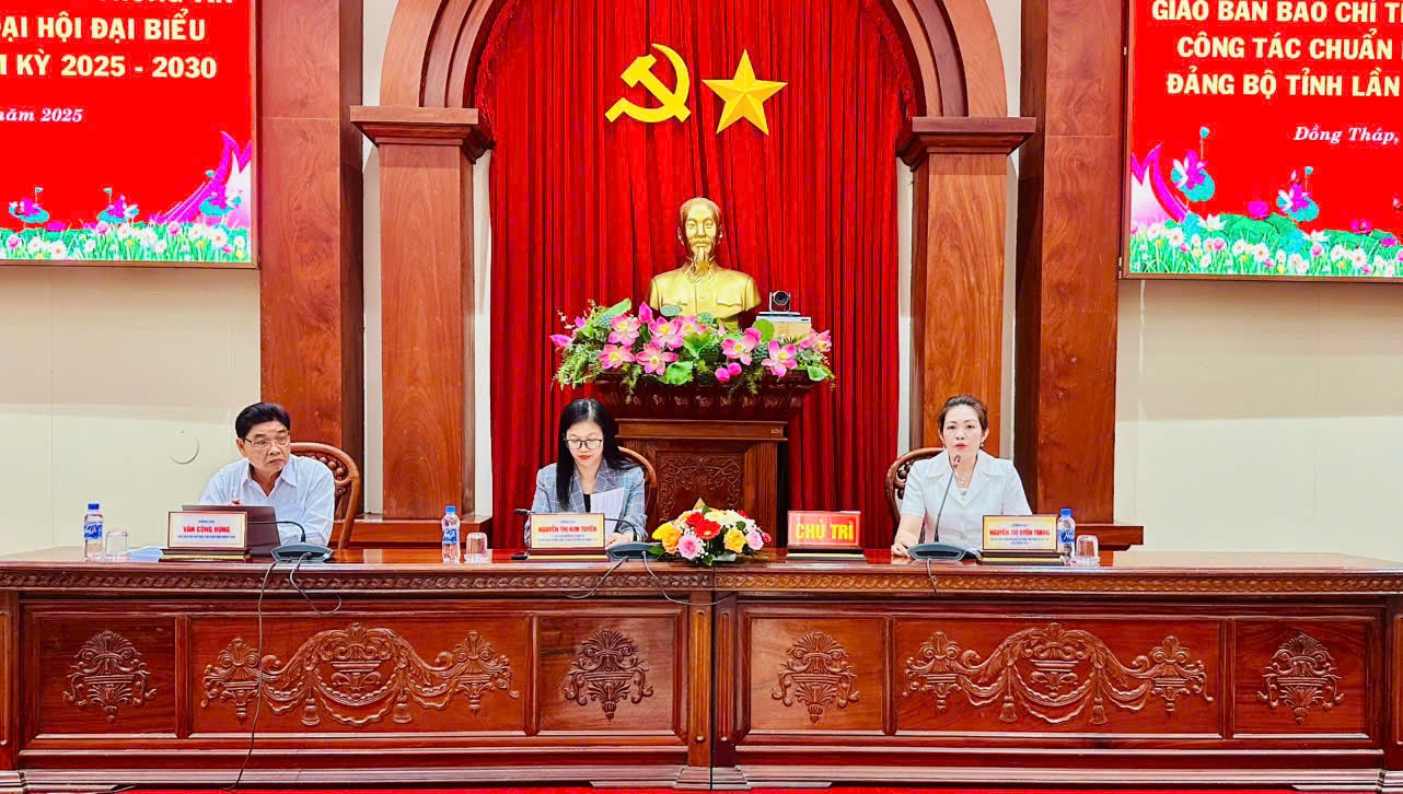 hoi-nghi-giao-ban-bao-chi-tinh-dong-thap-thang-9-2025-1758762200.jpg