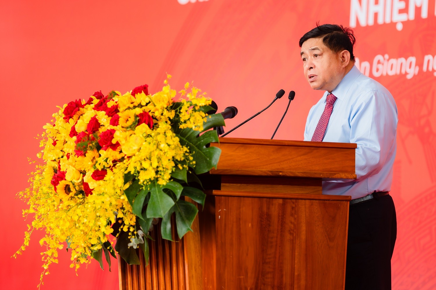 pho-thu-tuong-nguyen-chi-dung-1758876926.jpg