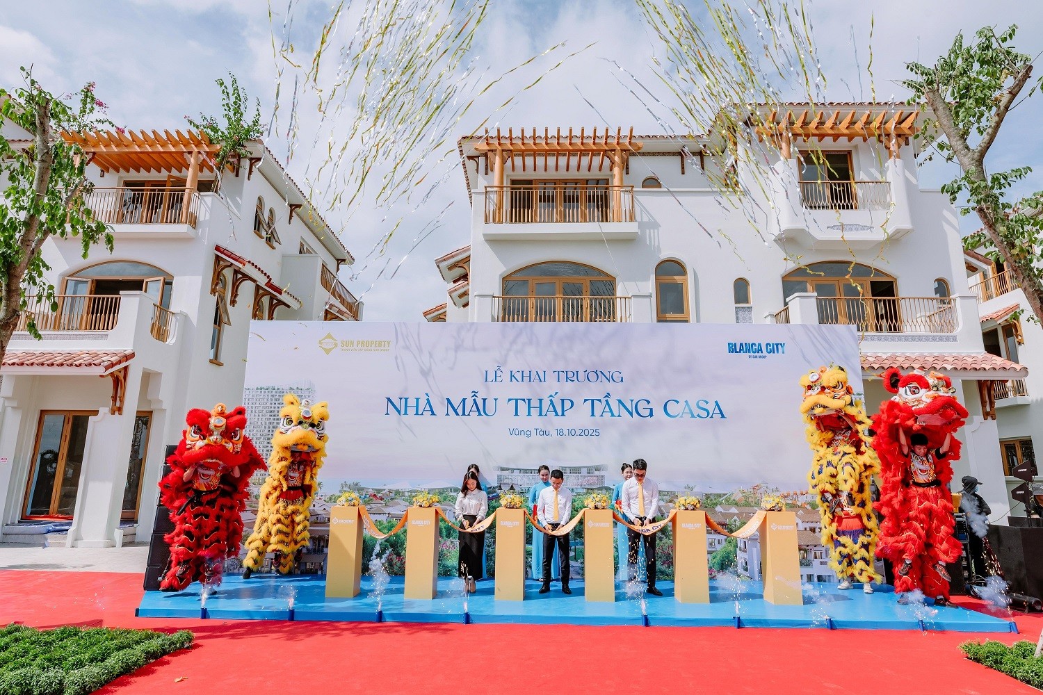 le-khai-truong-nha-mau-thap-tang-casa-1760929054.jpg