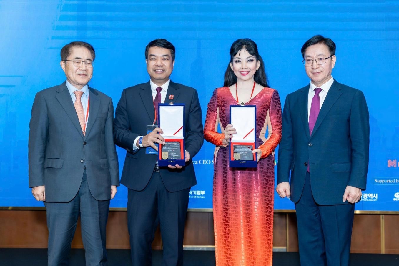 dai-su-cicon-tien-si-nha-thiet-ke-quynh-paris-1761639547.jpg