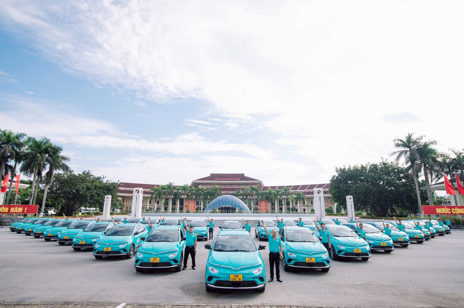goi-xe-taxi-cong-nghe-green-sm-1776934672.jpg