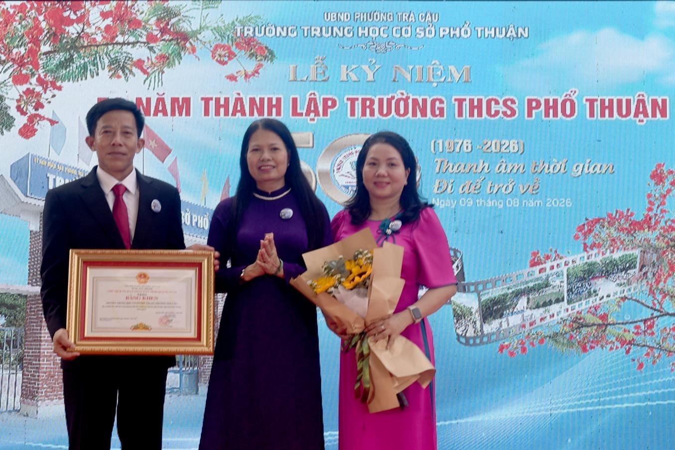 bang-khen-truong-thcs-pho-thuan-quang-ngai-1786369791.jpg