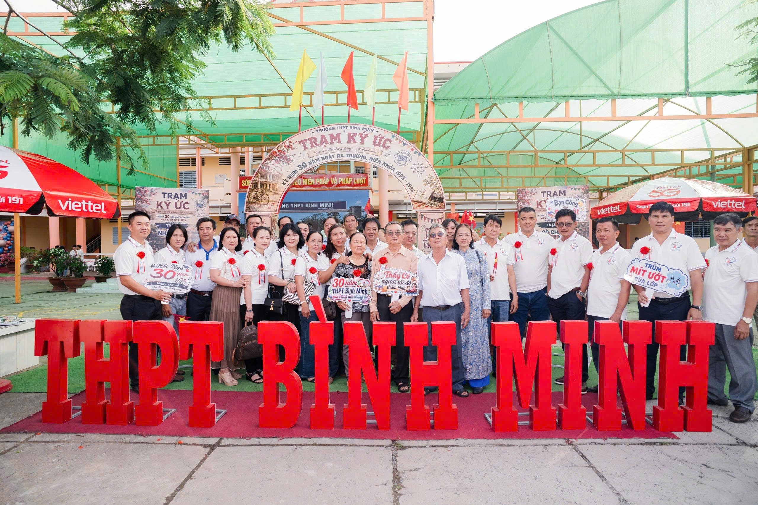 truong-thpt-binh-minh-30-ngay-ra-truong-1786788681.jpg