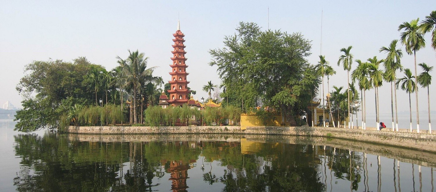 chua-tran-quoc-ho-tay-ha-noi-1787038272.jpg