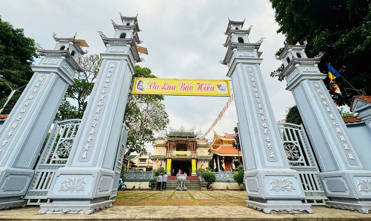 chua-truc-vien-lan-nha-vu-lan-bao-hieu-1787799913.jpg