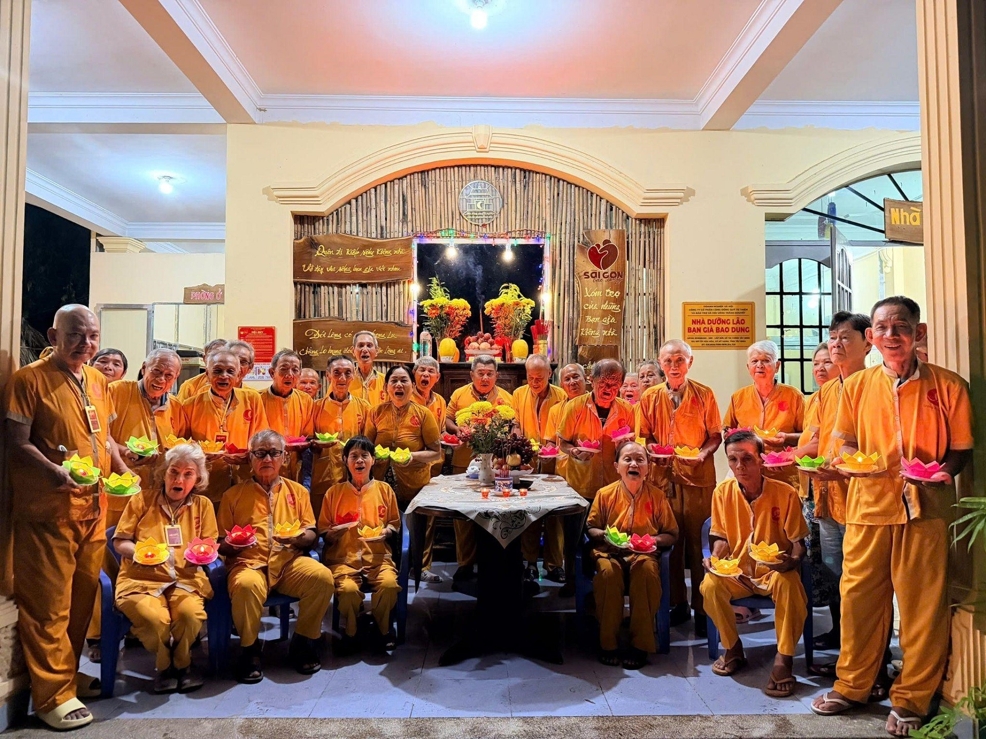 sai-gon-bao-dung-tphcm-nghia-tinh-1789523302.jpg