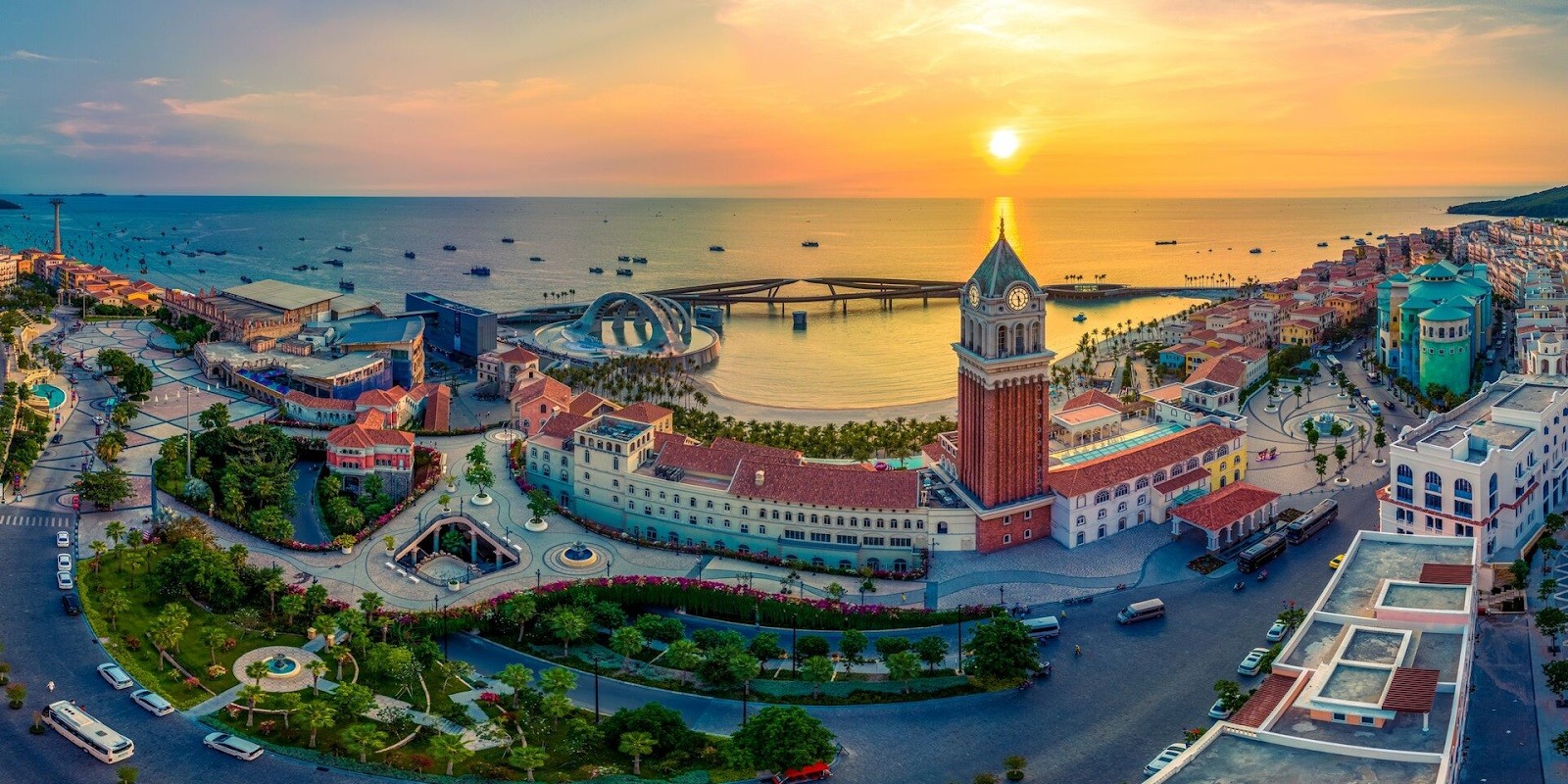 phu-quoc-sunset-town-1791431352.jpg