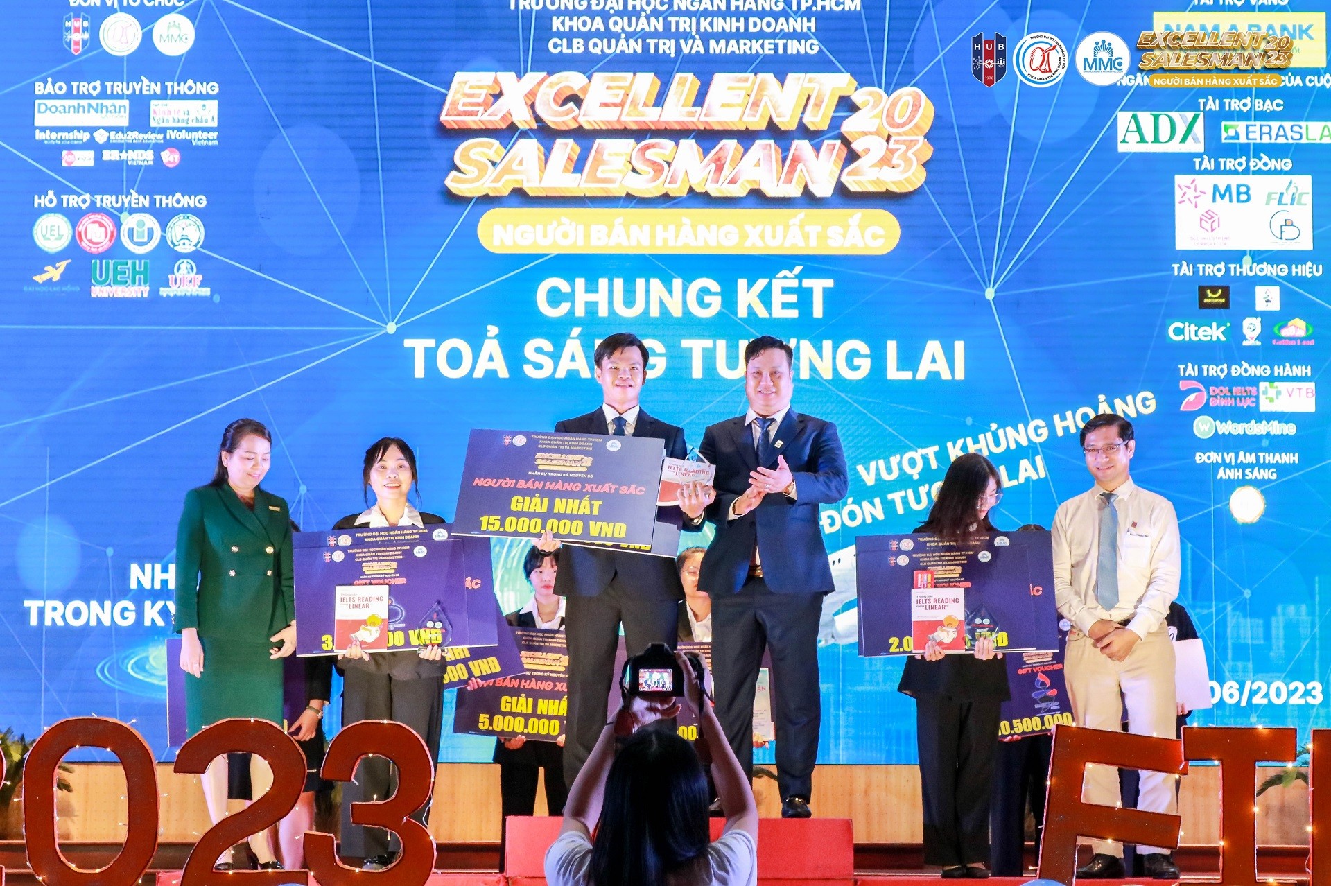 excellent-salesman-2023-1792854740.jpg