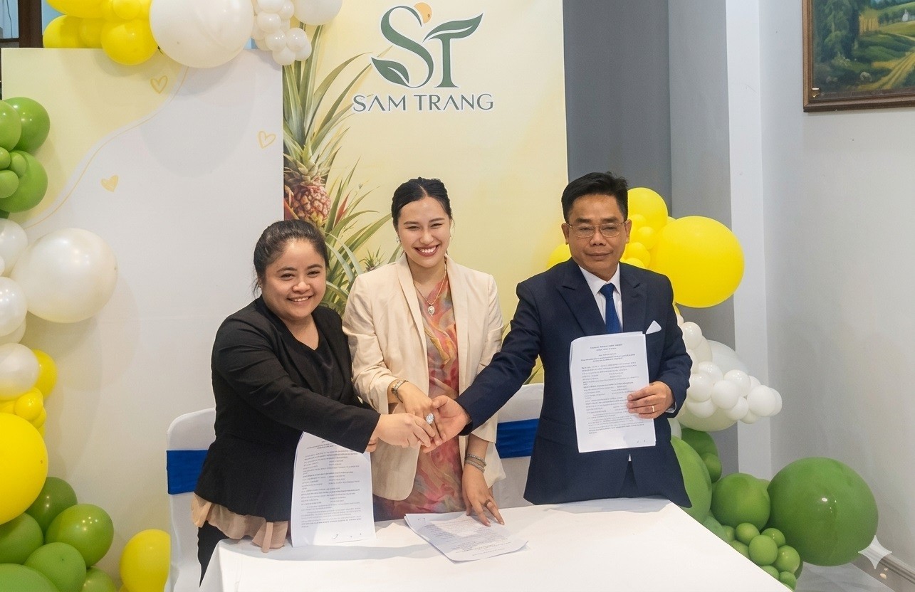 sam-trang-ky-ket-voi-cac-doi-tac-1793025159.jpg