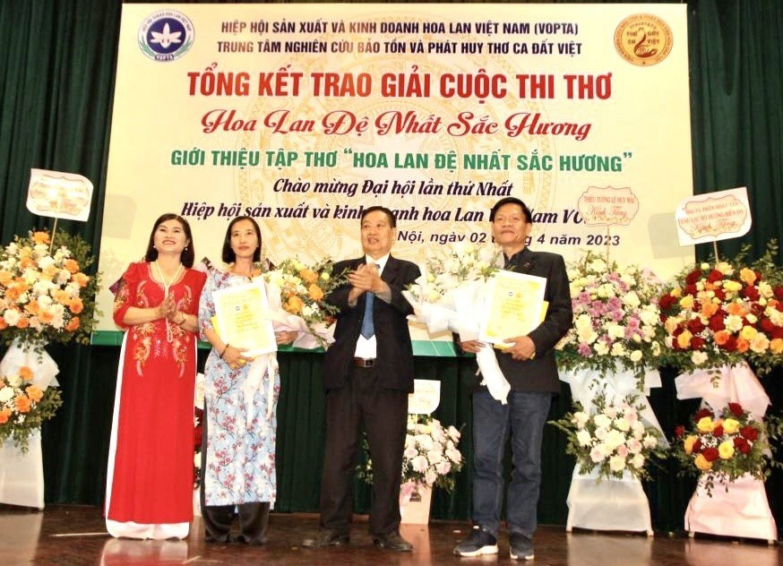 Tổng kết cuộc thi thơ “Hoa Lan đệ nhất sắc hương”: Những tứ thơ độc đáo cảm xúc về hoa Lan