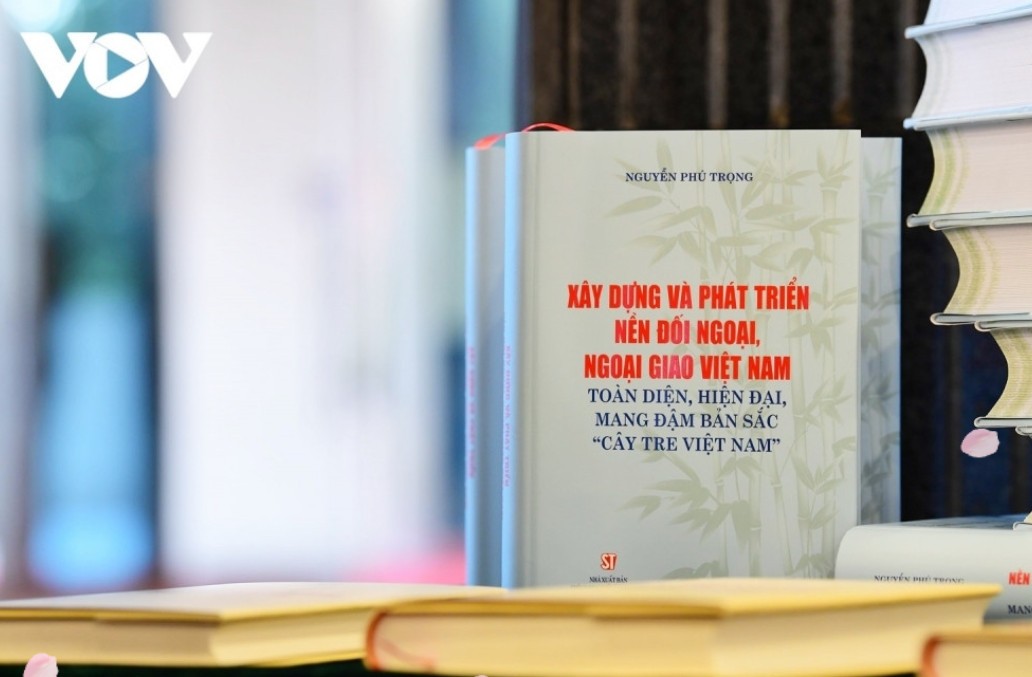 Ngoại giao cây tre Việt Nam: Chắc ở gốc, vững ở thân, uyển chuyển như lá cành