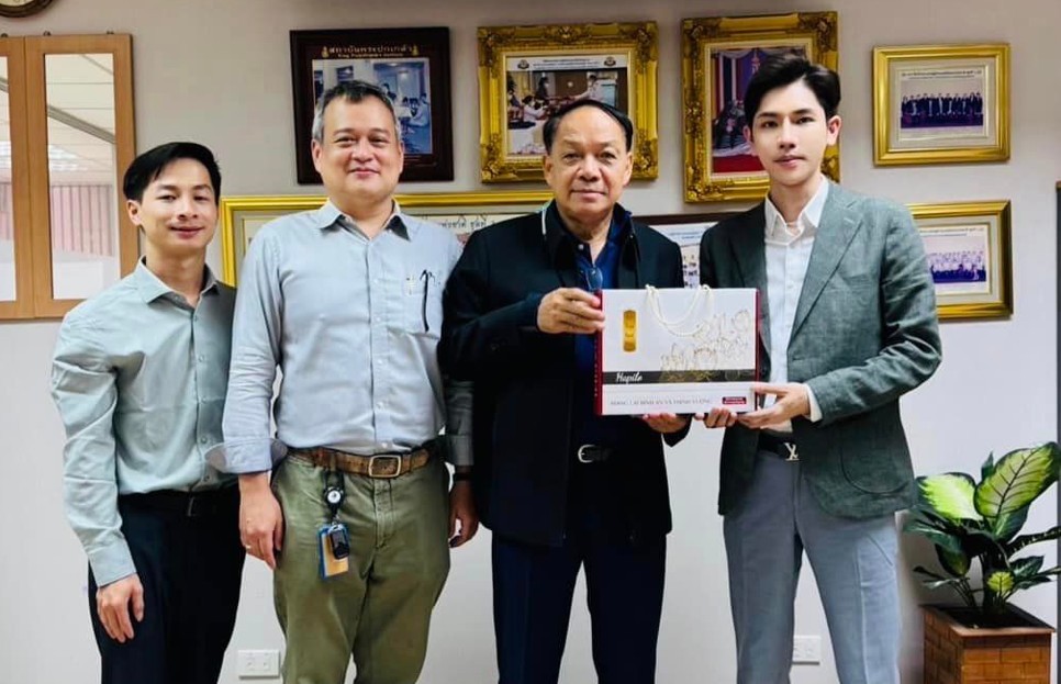 Doanh nhân Nguyễn Đăng Tuấn, Văn phòng Luật S.T Hanoi đến thăm và làm việc cùng Tổng thư ký Văn phòng Quỹ Nông Nghiệp, Bộ Nông Nghiệp Thái Lan