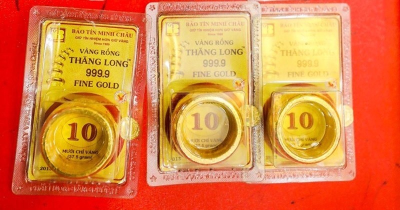 Tiếp tục đà tăng, giá vàng nhẫn áp sát giá vàng miếng
