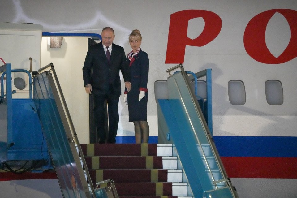 Tổng thống Nga Putin đã có mặt tại Hà Nội rạng sáng nay