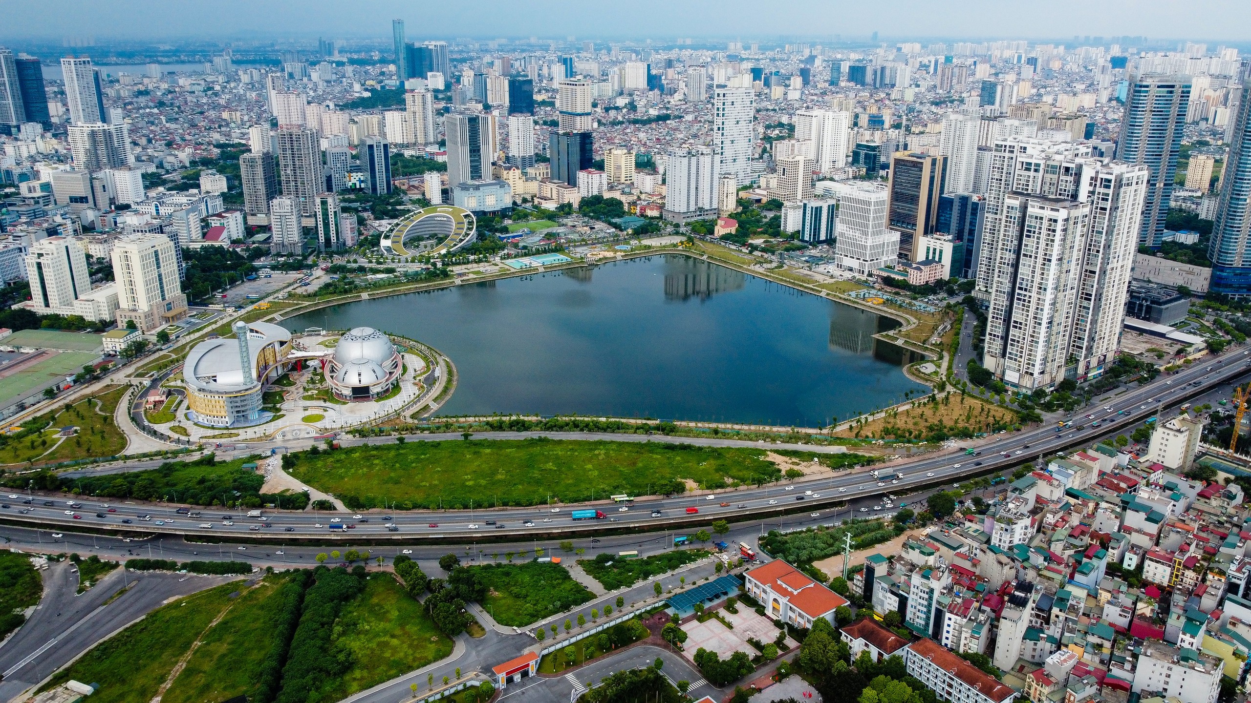 Toàn cảnh công viên nghìn tỉ ngay ở Thủ đô