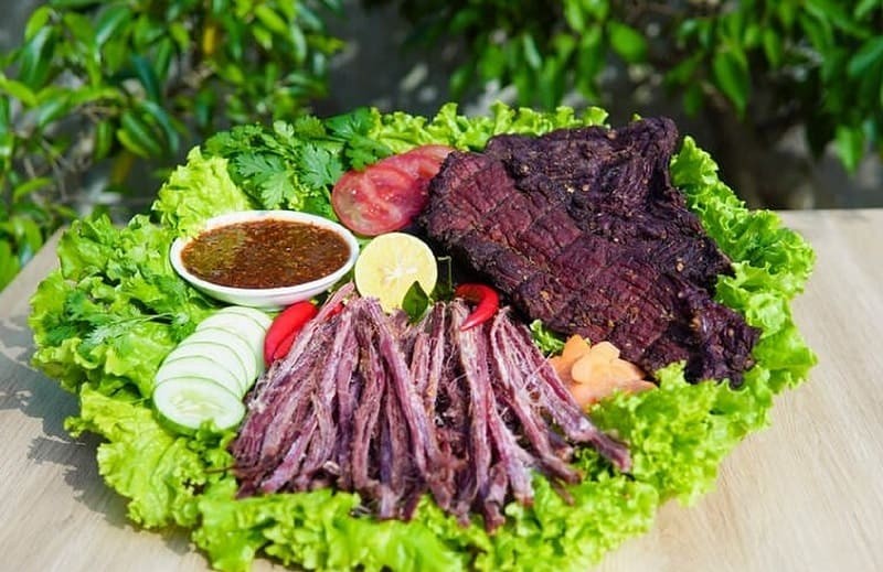 Thịt Trâu Gác Bếp Tây Bắc - Cách Thưởng Thức Đúng Điệu