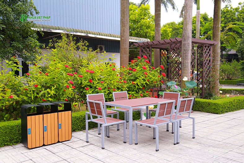 do-nhua-trang-tri-3-1731319020.jpeg