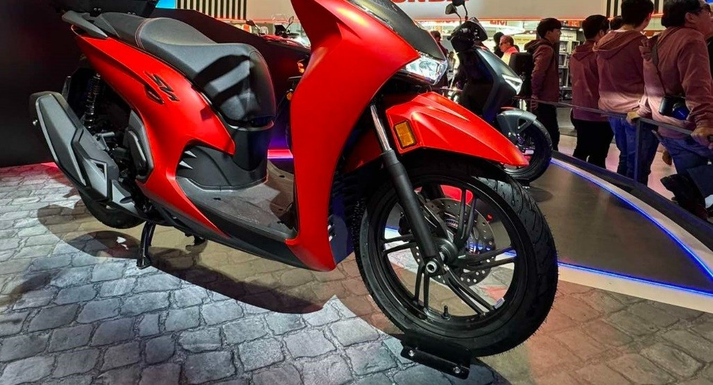 Tin xe máy 27/2: Honda SH 2025 sắp bán tại đại lý, khách Việt phát sốt vì thiết kế cực đỉnh, giá mềm