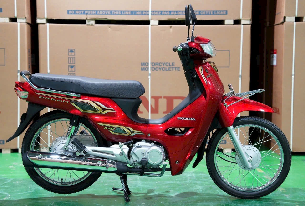 ‘Huyền thoại’ Honda Dream 125 về đại lý Việt với số khung ‘lộc phát’ cực độc, giá hơn 100 triệu đồng
