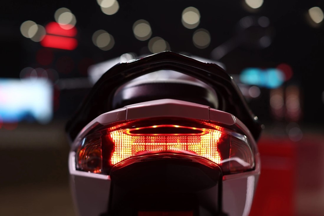 Tin xe hot 15/9: Đại lý Việt nhận cọc ‘vua xe số’ Honda nhập Thái mới đỉnh hơn Future và Wave Alpha