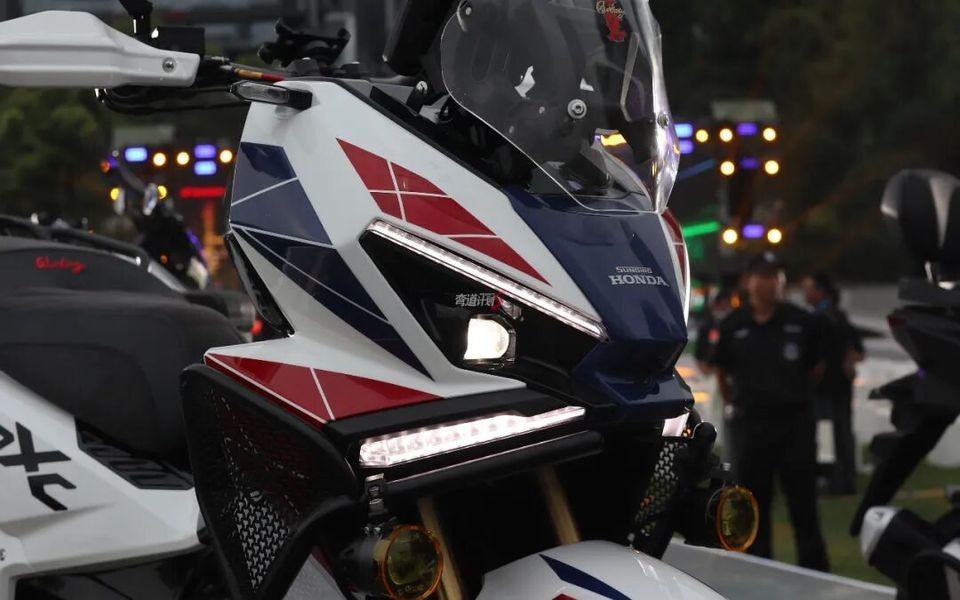 Tin xe trưa 23/9: Honda ra mắt ‘hoàng đế’ xe ga mới xịn hơn Air Blade và SH, giá chỉ 74 triệu đồng