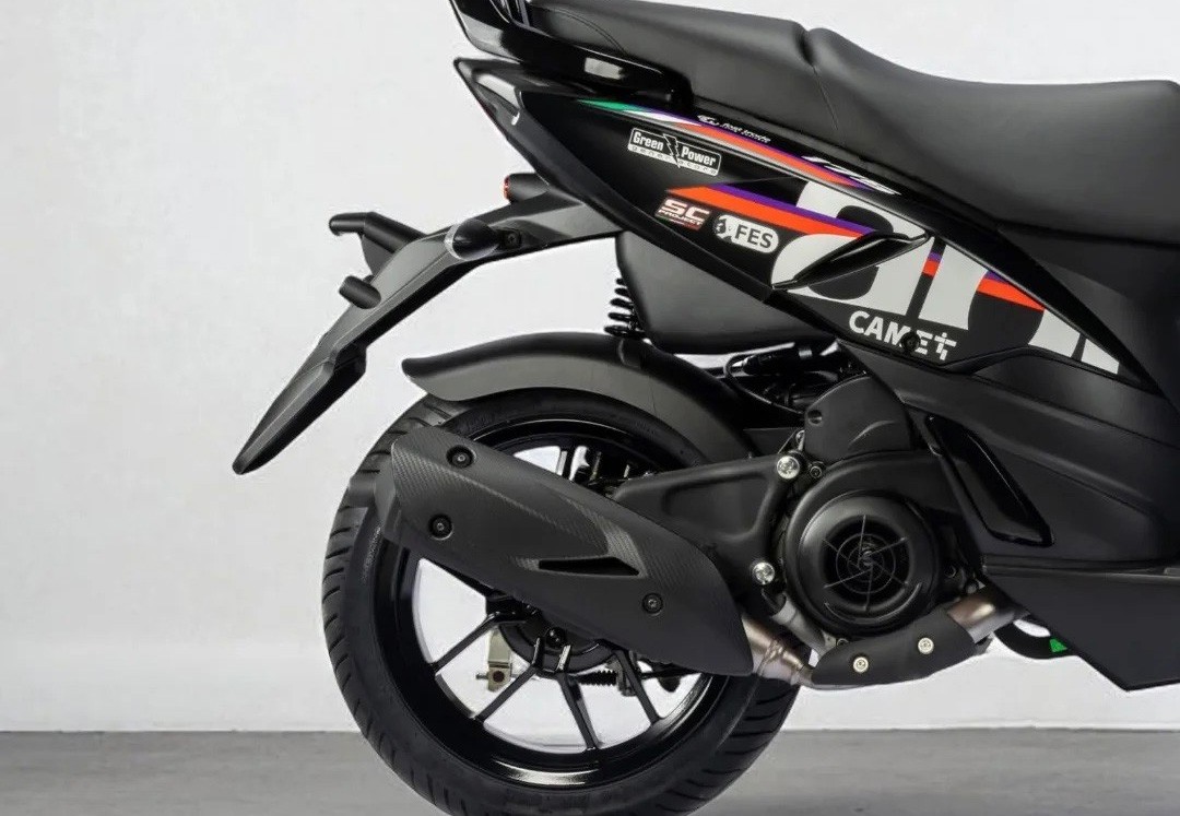 Tin xe hot 27/9: ‘Kẻ hủy diệt Honda Air Blade’ ra mắt với giá 31 triệu đồng, trang bị ngang cơ Vario