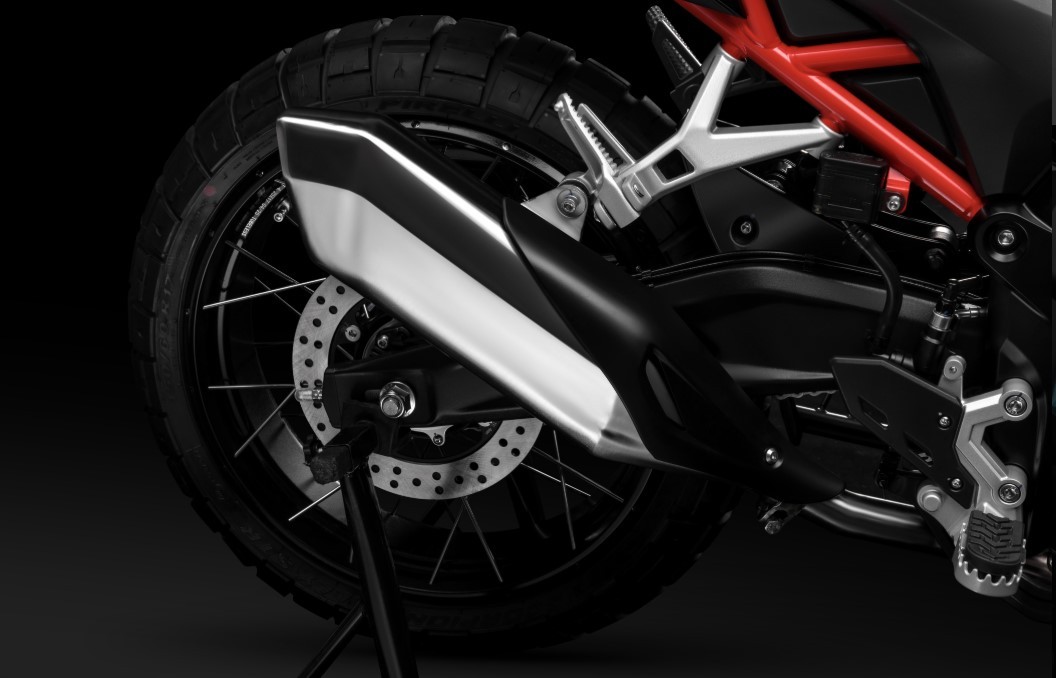 ‘Vua côn tay’ 349cc mới giá 77 triệu đồng ra mắt, trang bị ‘đè bẹp’ Yamaha Exciter và Honda Winner R