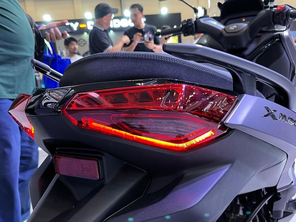 Tin xe trưa 1/10: Yamaha chính thức ra mắt ‘cơn ác mộng của Honda SH’ với giá mềm, trang bị cực xịn