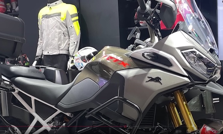 Tin xe 8/8: ‘Vua côn tay’ 300cc mới sắp ra mắt, ‘đè bẹp’ Exciter và Winner R với giá 64 triệu đồng