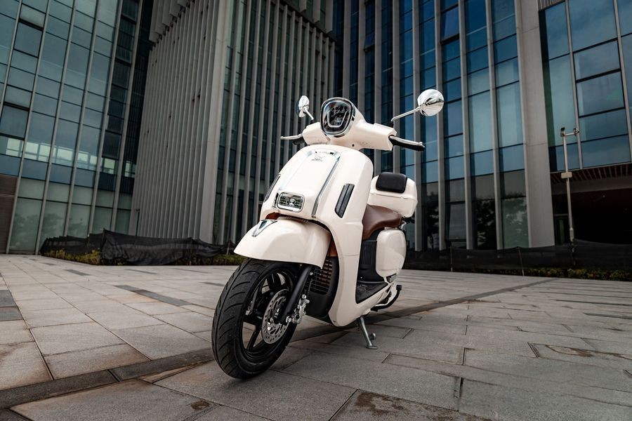 Tin xe trưa 14/10: Quên Honda Vision và SH Mode đi, ‘nữ hoàng xe ga’ mới ra mắt giá 27 triệu đồng