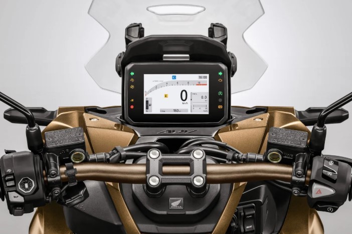 Tin xe trưa 15/10: ‘Honda SH phiên bản đi phượt’ sắp ra mắt, thiết kế và trang bị ‘ăn đứt’ Air Blade