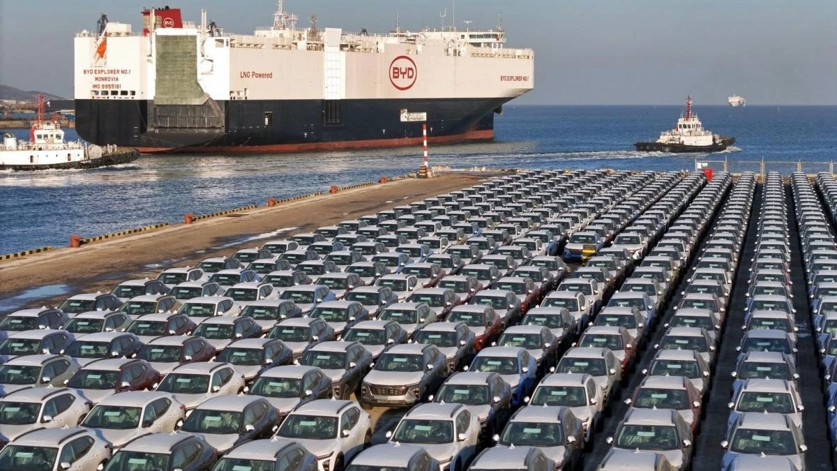 Xuất khẩu xe điện Trung Quốc tăng gấp đôi trong tháng 9, các hãng xe ồ ạt ra nước ngoài giữa cuộc chiến giá