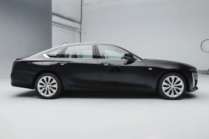 Quên Mercedes S-Class đi, mẫu sedan hạng sang mới ra mắt giá chỉ gần 1,1 tỷ đồng.