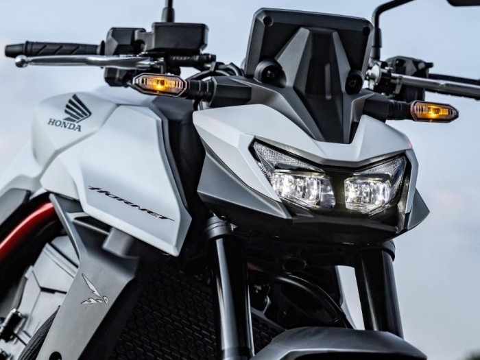 Tin xe hot 28/10: ‘Trên cơ’ Exciter và Winner R, Honda ra mắt ‘vua côn tay’ mới với giá cạnh tranh