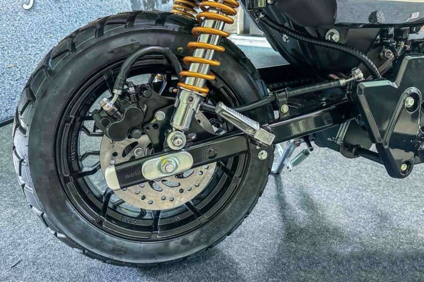 Tin xe 30/10: Ra mắt ‘vua côn tay’ mới giá 43 triệu đồng, khắc chế Yamaha Exciter và Honda Winner R